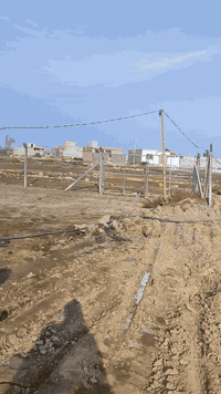 1000 متر بميلحه قريب جسر سيد جابر  الشارع المقابيل علوة المخضر قريب الروائي الوجة 17 والنزال 62 مداور سهم مباشر سند 25 السعر 35 وبيه مجال
***********
***********
