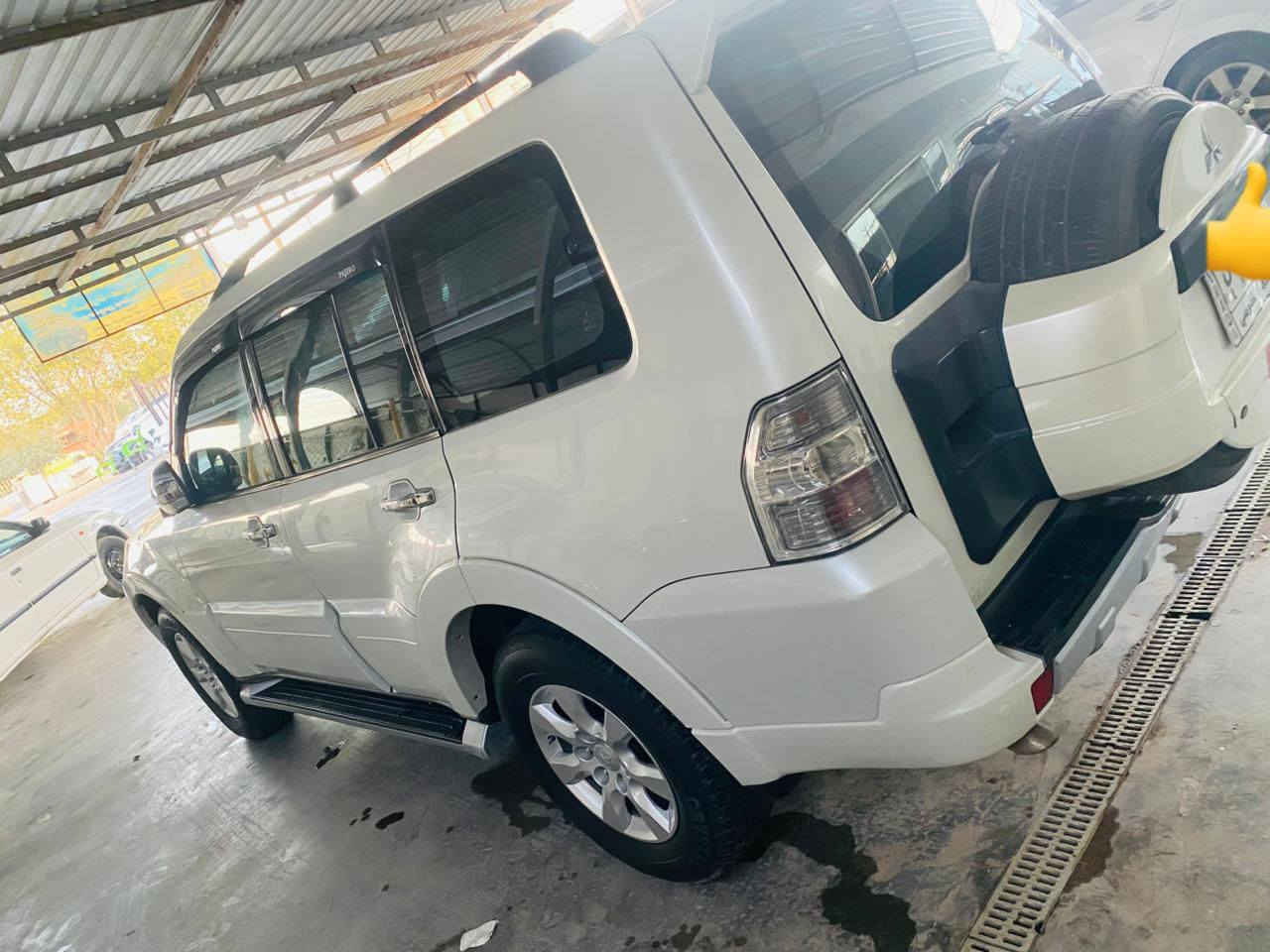 السلام عليكم 
باجيرو موديل ٩رقم بغداد كفاله من الصبغ 
بيهه مكانين بارد 
السياره جاهزه مكينه گير حداديه تخم تاير جديد 
مكاني ديوانيه السعر ١٢٥او بيهه مجال 
للاستفسار الاتصال عالرقم ***********
