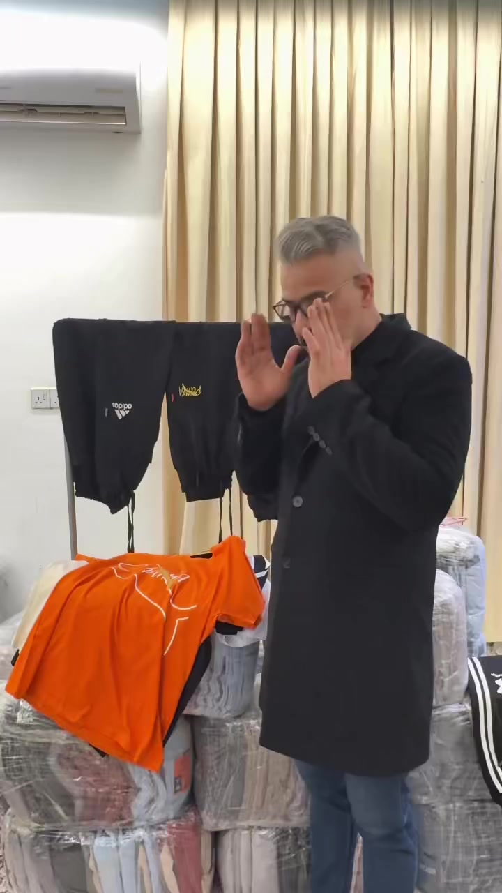 جمله فقط درزن 165 الف
تركي ماركه شرط الفحص امام المندوب 
جوه سعر المعمل


**إذا كنت صاحب هذا الإعلان وتريد حذفه لأي سبب، رجاءا أرسل رسالة إلى الدعم الفني**