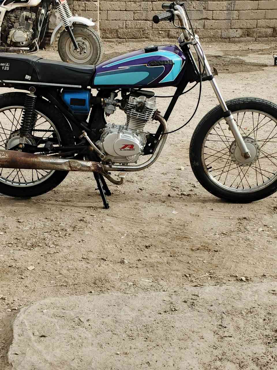 السلام عليكم دراجه البيع كلك كلك كلك ما ناقصها شي دراجه فول كلمله من كلشي مكفوله من البوگ   سعر400 وبي مجال   قليل متواجد خاص و عل الرقم ***********
