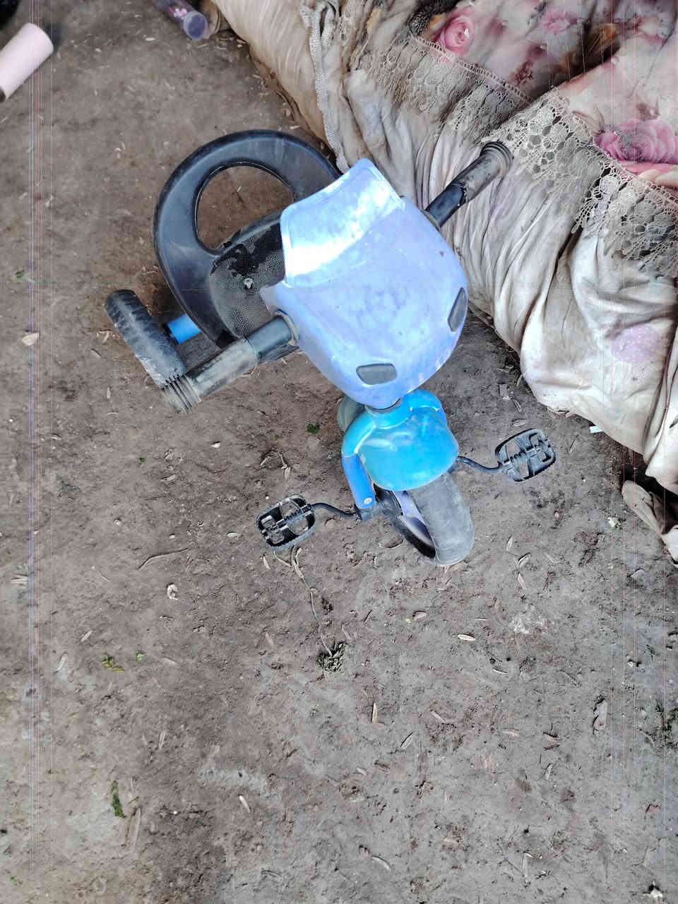 10الف باسكل العنوان حله ورديه خارج قرب علوت المخضر يم البسطيات مال المخضر  ***********
