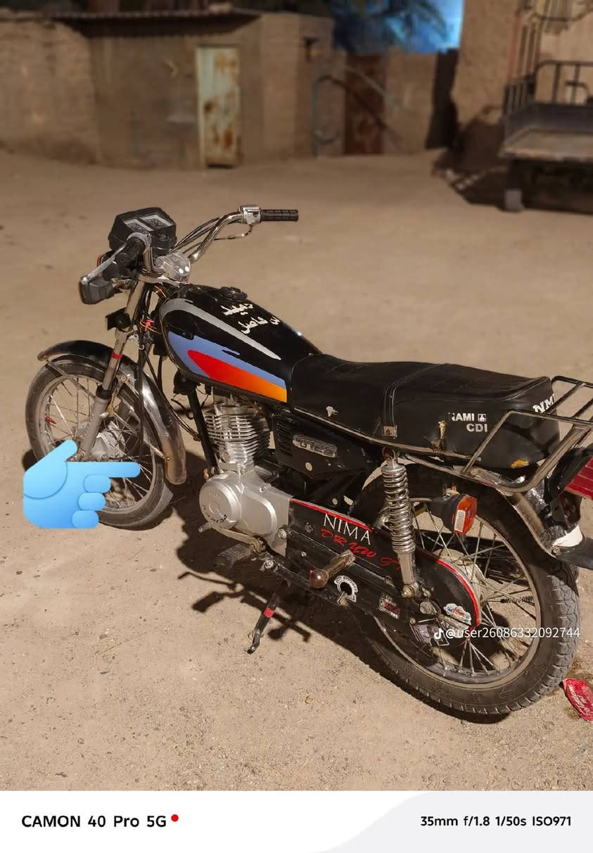 سلام عليكم  دراجه وراق البيع السعر  750 وبيه مجال مكان البصر ابوخصيب  ***********
