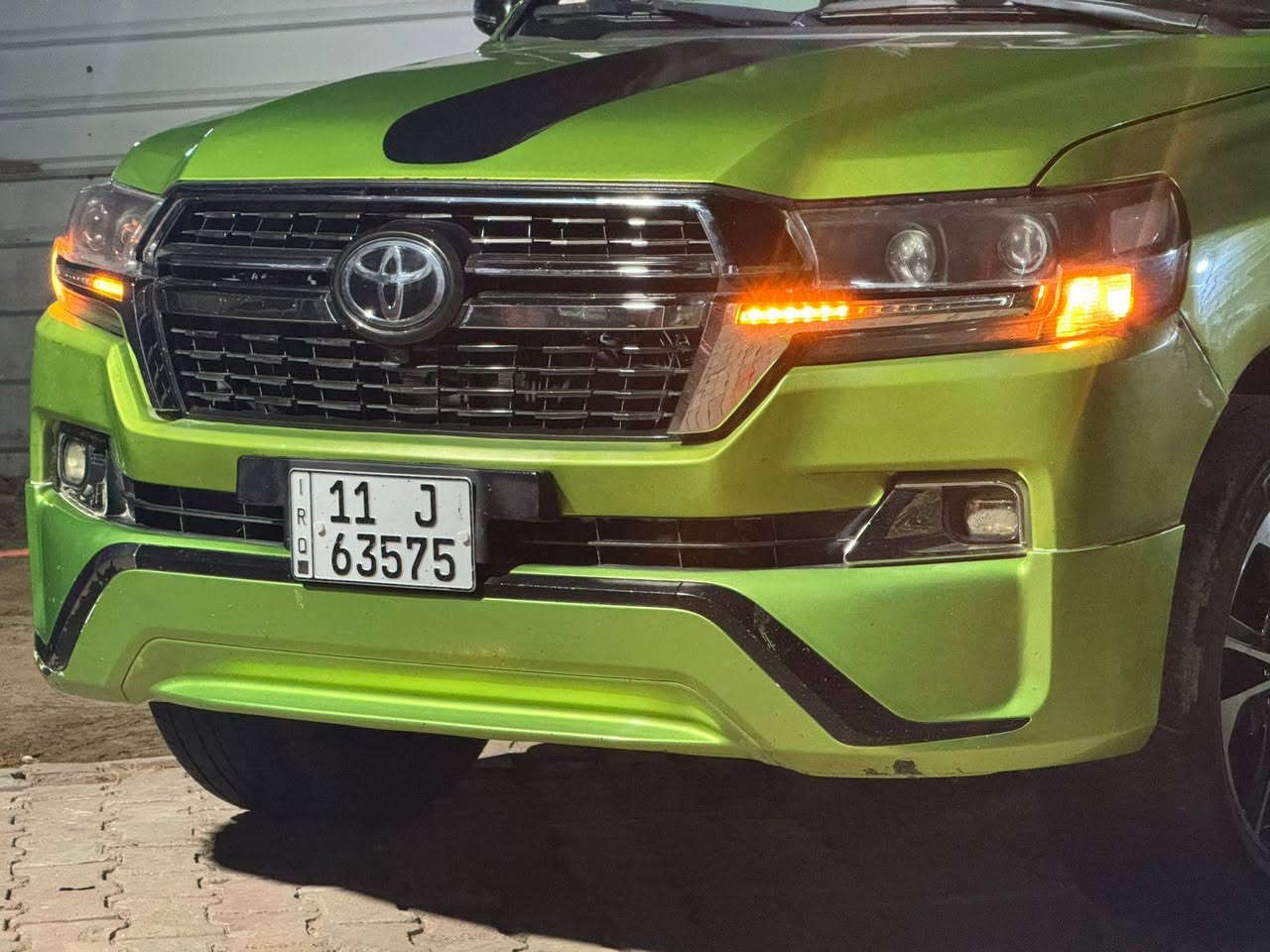 السلام عليكم ورحمة الله وبركاتة علا بركت الله تعالى لاندگروز موديل 2010 للأستفسار اكثر اتصال على الرقم***********
