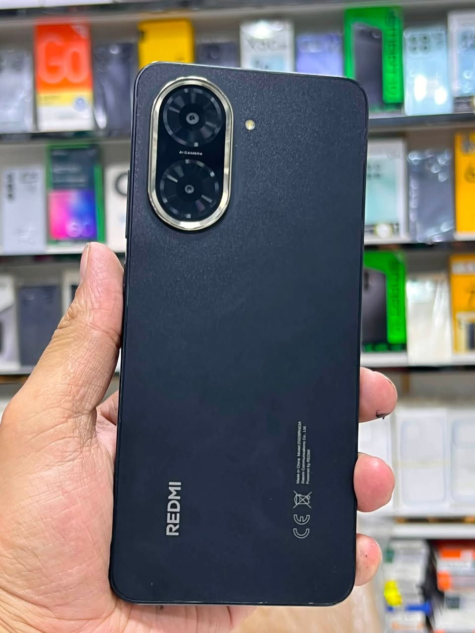 📱 Realme A5

✨ المواصفات:
🔹 الذاكرة الداخلية: 128GB
🔹 الذاكرة العشوائية (RAM): 6GB
🔹 الكاميرا الخلفية: 50MP + عدسة مساعدة
🔹 الكاميرا الأمامية: 8MP
🔹 البطارية: 6000mAh
🔹 الشحن السريع: 45W
🔹 نظام التشغيل: Android 15 مع واجهة Realme UI
🔹 بصمة الإصبع: جانبية مدمجة مع زر التشغيل
🔹 مقاومة الماء والغبار: IP65
🔹 الجهاز بحالة ممتازة، نظيف وجاهز للاستخدام.

💥 السعر: 125 ألف دينار فقط

✅ متوفر الآن لدى علاء للهاتف النقال

♻️ كما نشتري جميع الهواتف المستعملة بأفضل الأسعار مع تقييم فوري ودفع نقدًا

💳 يتوفر لدينا التقسيط لحاملي:
✔️ ماستر كارد الرافدين
✔️ ماستر كارد الرشيد 

📍 العنوان:
واسط – الزبيدية – الفلكة، مقابل منفذ أروك
علاء للهاتف النقال

📞 للاستفسار أو الحجز أو مراسلتنا عبر واتساب:

📲 ***********
📲 ***********
