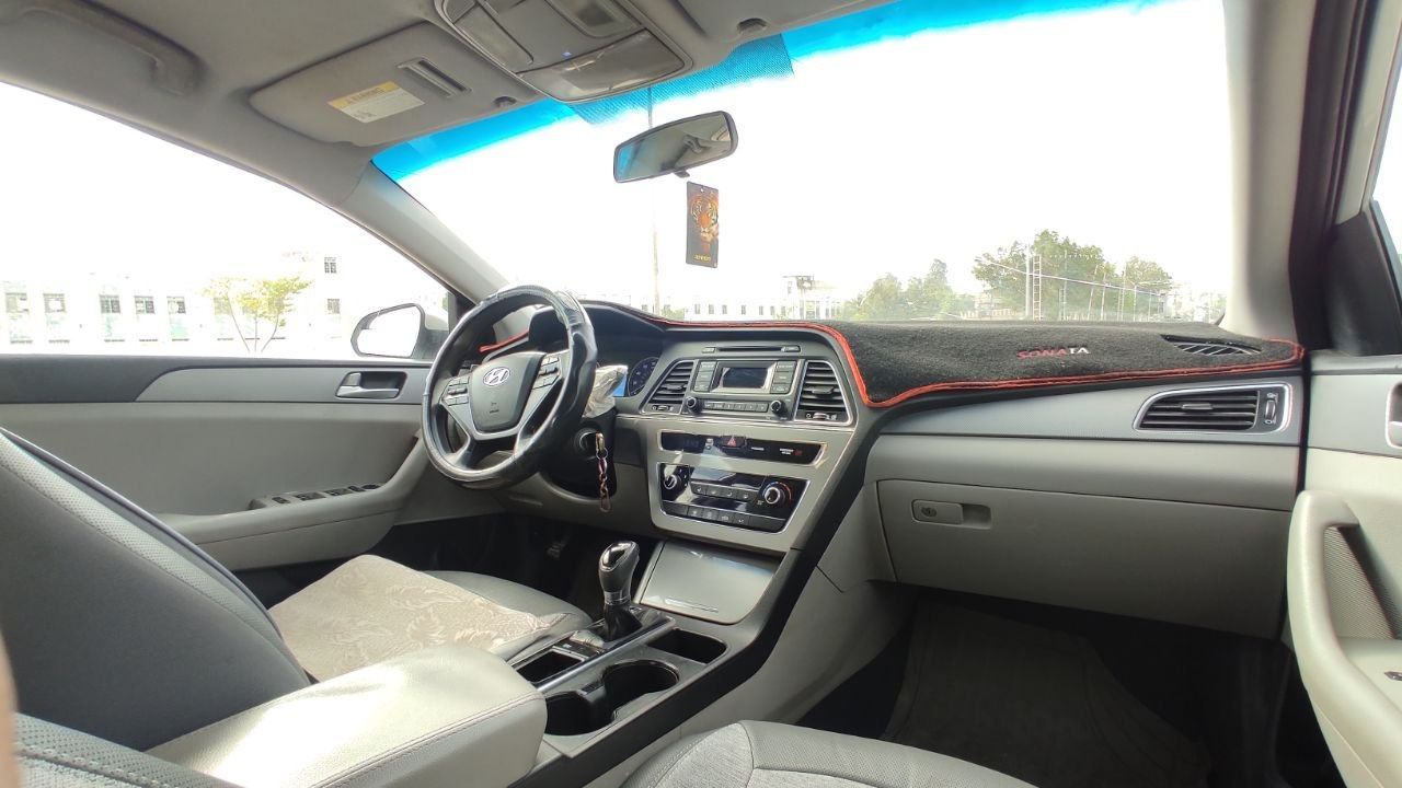 سوناتا 2015 رقم نجف مكينة وكير وتبريد جاهزات
بيها 2 قطع وارد والبابين موضحه بالصوره فقط 
السعر 110 وبيها مجال
*********** واتساب
