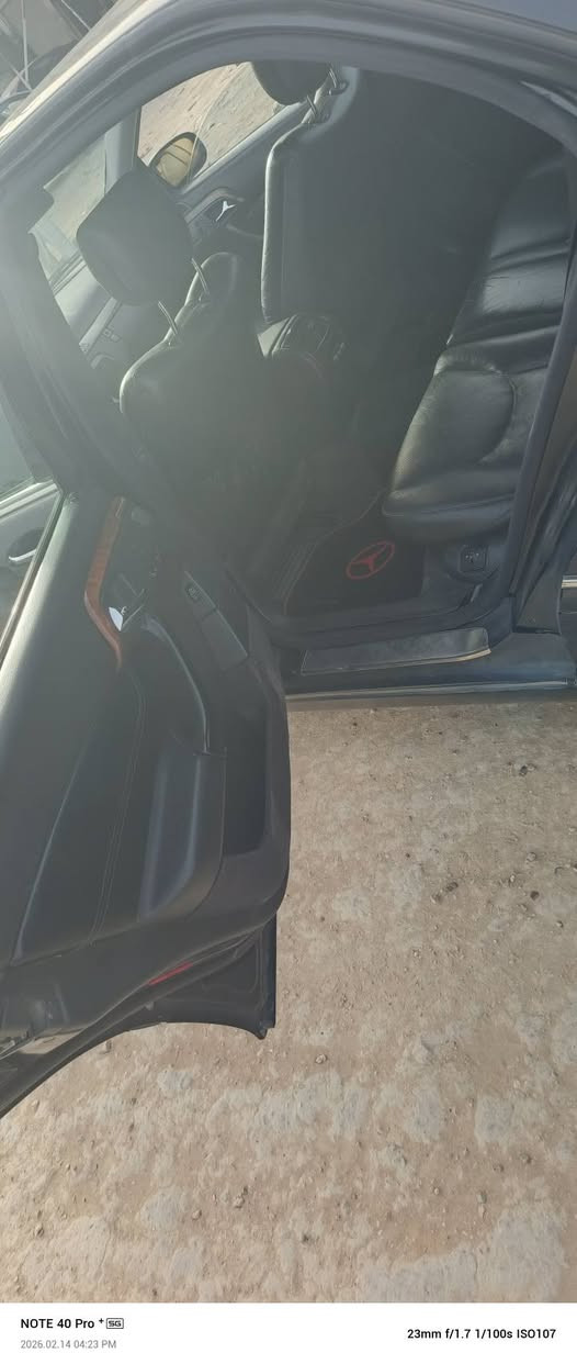 مرسيدس موديل ٢٠٠٣ حجم ٥٠٠ s  محرك كير جدد دبل مو جوبلس محرك كير جديد كير  جديد كله فول بوب شفط برده كهرباء كرشنات كهرباء امامي خلفي السياره جديده وجاهزه  رايده ١٢٠ هذا رقمي ***********
