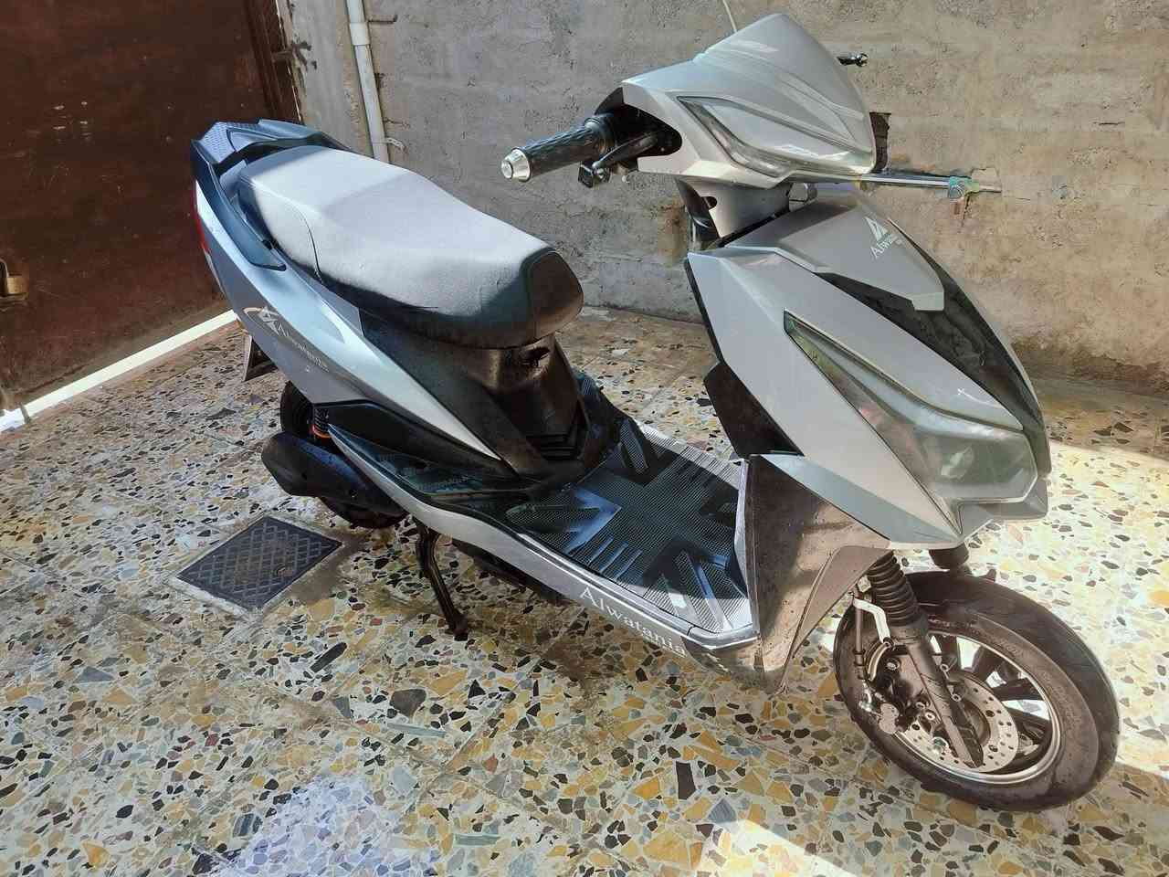 ماطور سكنس موديل 2025 نضافه فول السعر 650 وبي مجال شي قليل


**إذا كنت صاحب هذا الإعلان وتريد حذفه لأي سبب، رجاءا أرسل رسالة إلى الدعم الفني**