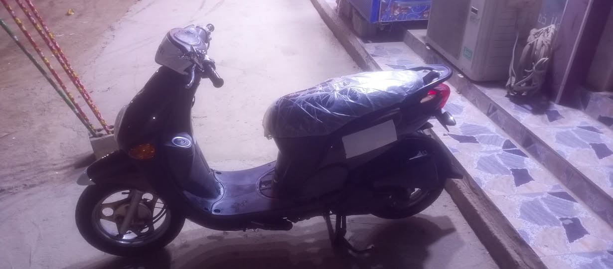 السلام عليكم دراجه فله للبيع نضافه فول نازله من ربه سبوعين مكان حله  مو شراي لايتعبني اتصال على رقم ***********
