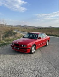 بي إم دبليو ٥٢٥ • قير عادي • شمشمل