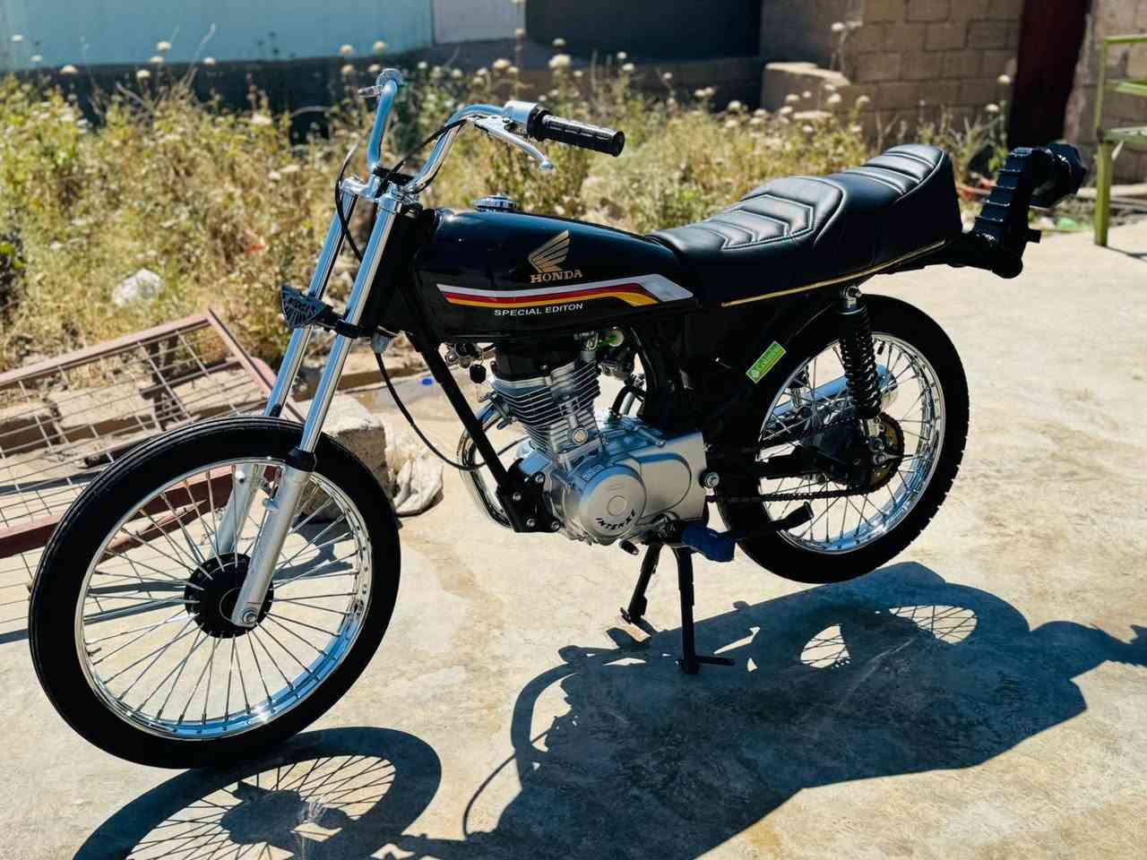 للبيع رابيدو ٢٥ ما مفتوح شاصي رفيع محرك اخرس دراجه فول سعر 575


**إذا كنت صاحب هذا الإعلان وتريد حذفه لأي سبب، رجاءا أرسل رسالة إلى الدعم الفني**