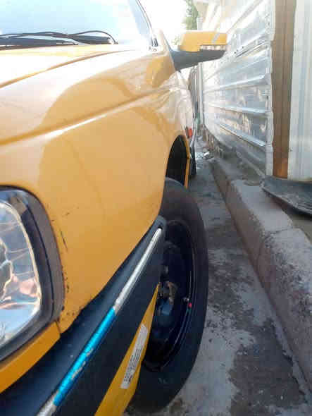 السلام عليكم بيجو لميس موديل 2012 السياره خير من الله كلشي ماناقصها كامله تخم تاير صدرها جديد تبريد ثلج تحويل مباشر السياره جاهزه السعر 33 وبيها مجال حق الجيه الزعفرانية شاره المعهد رقم الهاتف ***********
