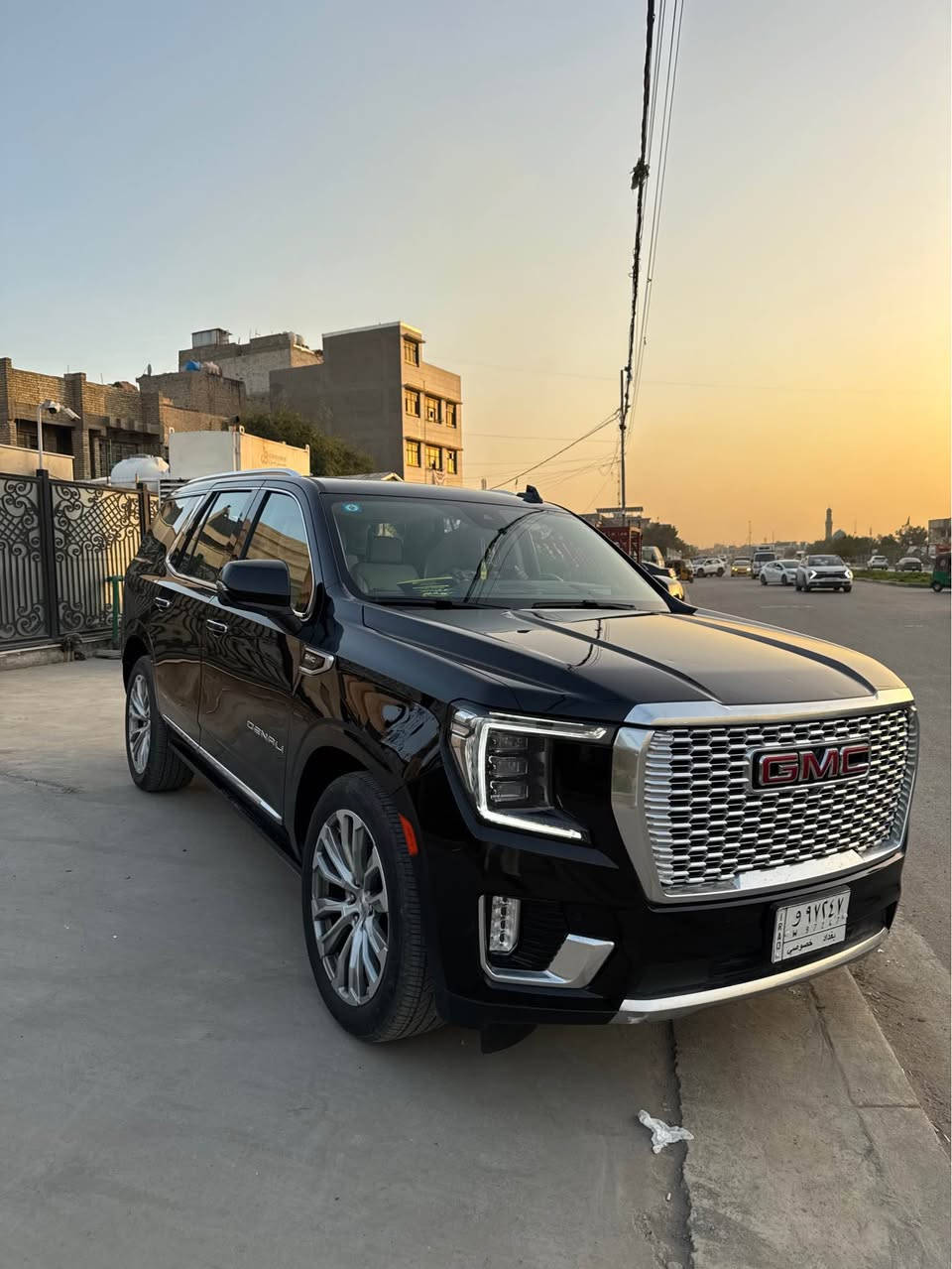 السلام عليكم 2023 GMC YOKUN DENALI 
وكاله خليجي 
كلين 
ممشيه السياره 11 الف 
بعهدي جديد بمعنى الكلمه 
بيها حالو  (6)  حالوبات فقط !!
مكان السياره
السعر 61 الف 
الخاص مغلق
بغداد 
للاتصال 
 ***********
*********** بغداد, العراق
