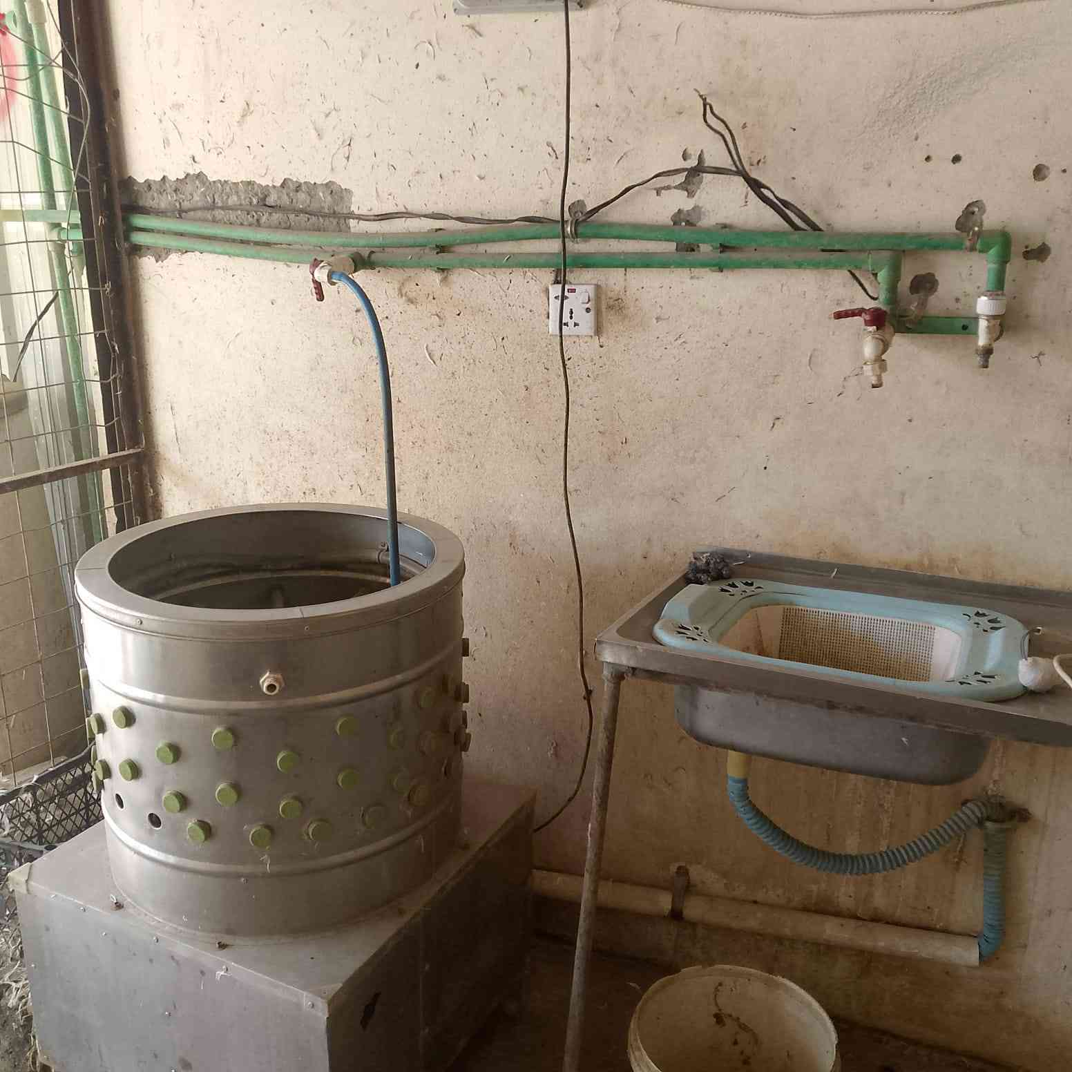 سلام عليكم
أغراض محل دجاج للبيع شلع 

سماطه +موطور + سنك +سخان +عارضة دجاب

محل متكامل اي نقص مابي 

تريد تبقه بل المحل او تريد تشتري الغراض

الشراي يتصل عرقم وبي واتساب 

***********
الموقع ديالى  . بعقوبة.بهرز قرب مدرسه المستنصربالله

اني مكلف بنشر
