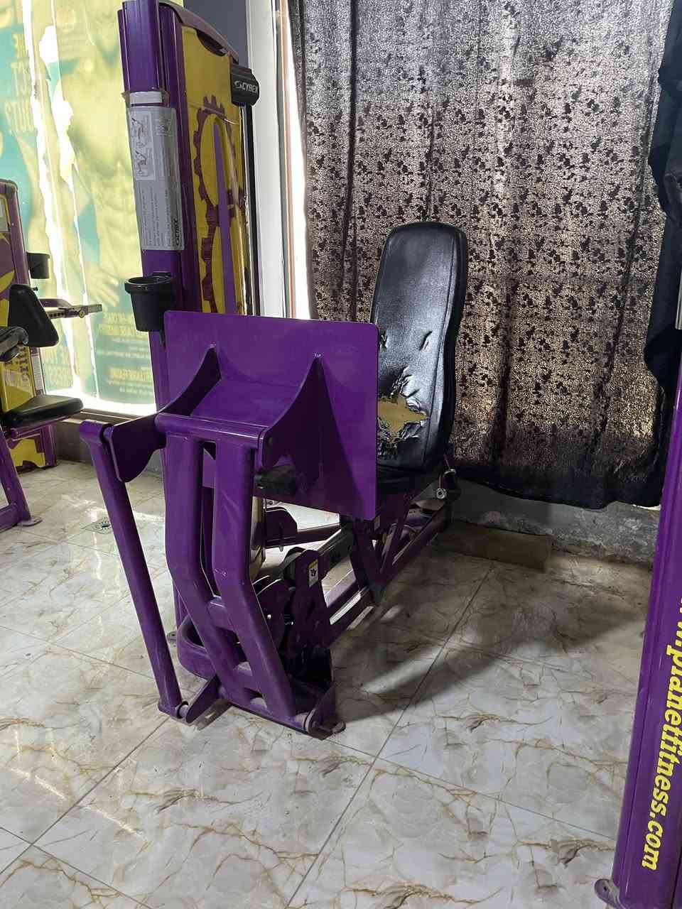 للبيع شلع 9 قطع شركة سايبكس الشراي يراسلني ويدلل


**إذا كنت صاحب هذا الإعلان وتريد حذفه لأي سبب، رجاءا أرسل رسالة إلى الدعم الفني**