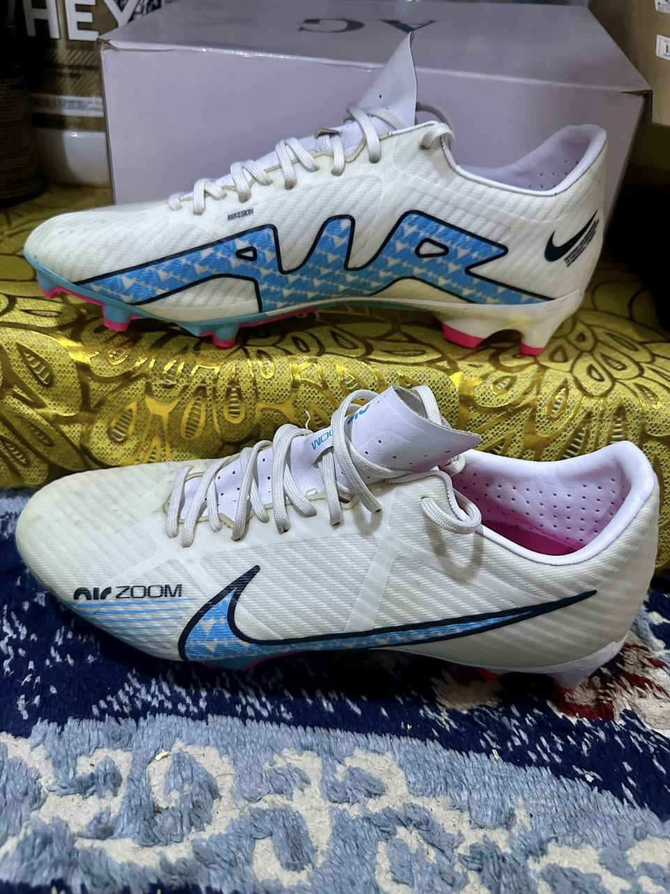 باله اصلي شرط النظافة قياسات متعددة 
متوفر توصيل 
للاستفسار خاص


**إذا كنت صاحب هذا الإعلان وتريد حذفه لأي سبب، رجاءا أرسل رسالة إلى الدعم الفني**