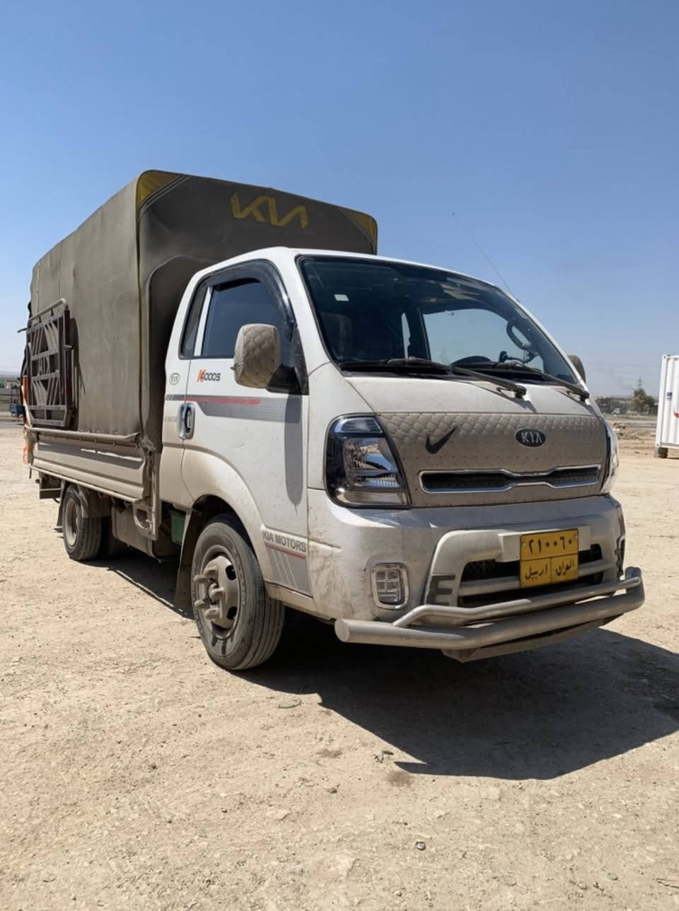 السلام عليكم
كيا فحل موديل 2021

السياره جاهزه من كلشي 
الساره محور ويل 14 وستدات 27 
السياره جديده طخم تاير جديد 
السياره بدون قطره صبغ ولا حادث
السياره حداديتها جديده
ماشيه 185000
محجل وسقيفه نوع ثكيل 
للاستفسار الاتصال على الرقم 
***********
