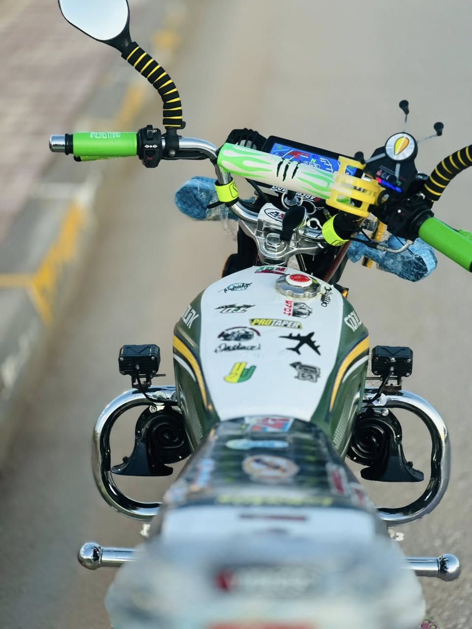 دراجه للبيع سولنك زنجيل مراوس حسب القناعه شعندك نزل


**إذا كنت صاحب هذا الإعلان وتريد حذفه لأي سبب، رجاءا أرسل رسالة إلى الدعم الفني**