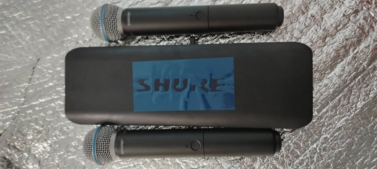 السلام عليكم ورحمة الله وبركاته خدام الحسين مايكات لاسلكي باله جديد بكارتونته وجيسه مامستعملات من شركة شور المكسيكيه شرط اصلي PLX2 دبل يده صوت ونقاوه ودفع كلش راقي بمعنى الكلمه اي استفسار هذه رقمي *********** اخوكم ملا عصام الكربلائي
