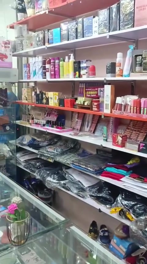 تصفية محل للبيع الروفوف والفاترينات والبضاعة وجمخانة كبيرة وسبلت ومليكانات عطور مكياج


**إذا كنت صاحب هذا الإعلان وتريد حذفه لأي سبب، رجاءا أرسل رسالة إلى الدعم الفني**