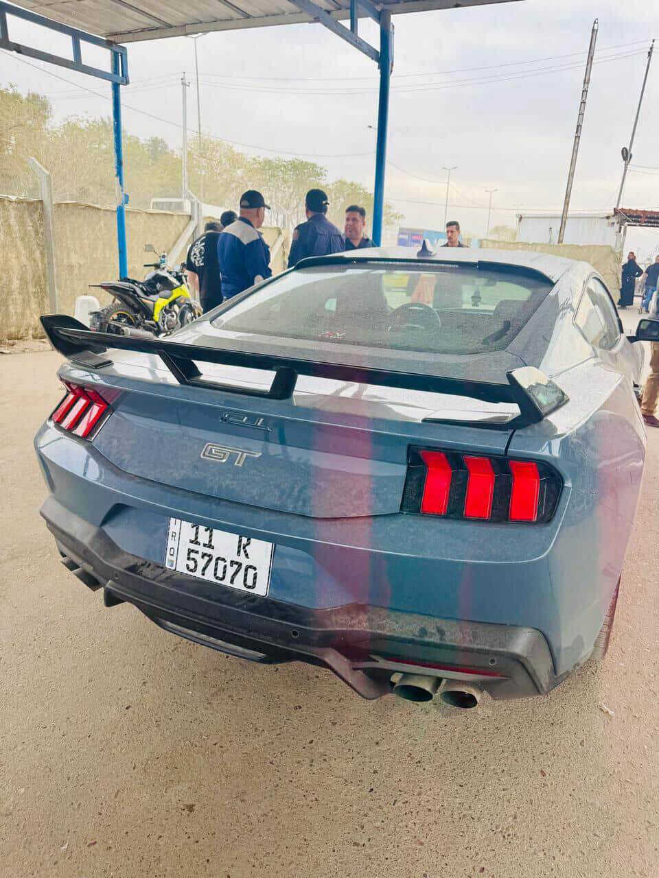 سلام عليكم اخوان 
 موستنك 24 مرقم بغداد 
Gt 5.0 
كير مكينة اكسل كفالة ماشية 10 ميل 
السيارة فول الفول 
شاشة متصلة 
لايتات زنون 
تحكم من الريمونت بل صوت
اكتف اكزوز
ويالة بلادي اسود
كشنات جلد هيتر وتبريد
تحكمات بل شاشة ومواصفاتها متخلص
نقاط عمياء  وهيتر مري واوتو ديم
كامرة خلفية دوارة
يعني بين قوسين الفول الفول مالتها 
السيارة بيها 3 قطع 
الايرباك فدوة الكم طاك ومرجع سستم
السيارة قوية حيل وحلوة ونصبتها بلادية بدون سوالف تعديل يعني على راحتك تلعب بيها
السيارة سعرها مناسب حيل مقارنة بخواتها
سعر السيارة 265 
يعني دفترين و 65 ورقة وبيها مجال
مكانها بغداد
رقم التلفون للتواصل *********** أربيل, العراق
