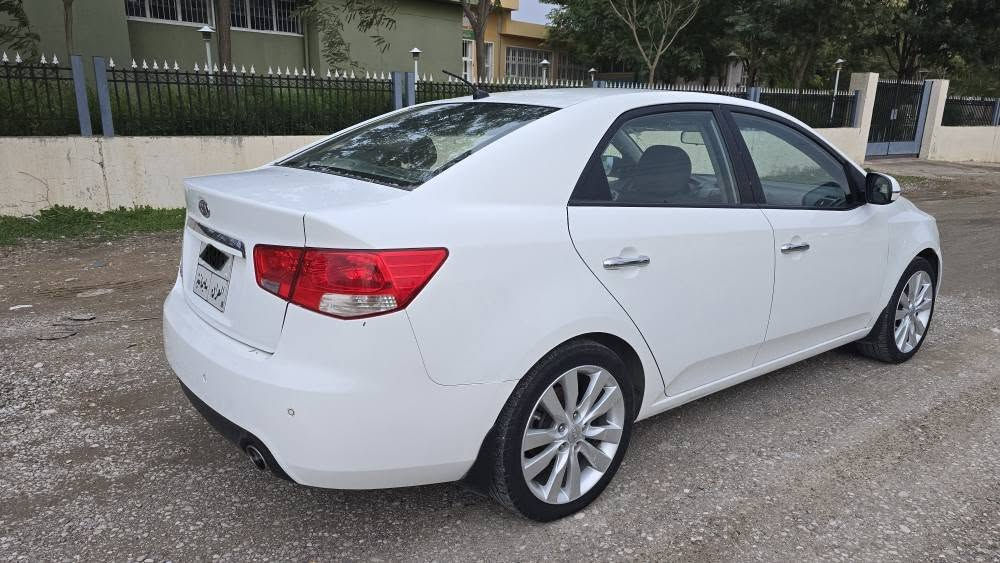 سیراتۆی سپی مودیل2011
مواسفات 2012ناو ڕەش
ئاوێنە ئیشارەت جام کارەبا
سوکان ڤۆلێۆم زۆرجوانە بێ
سارە دووپارچە سبوخە بێ ناوگڕتن سەنەوی تازەیە
گێڕومەکینە بەشەرت تەحویل وغرامە بەشەرت.
*********** كالار, السليمانية
