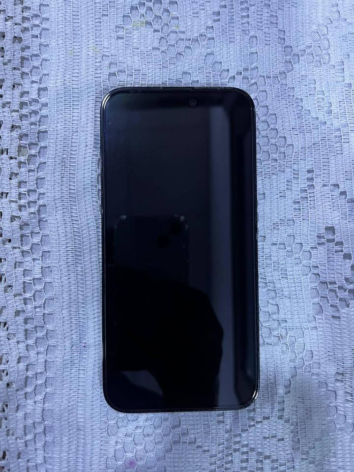 ايفون 14برو ماكس
ذاكرة 256
بطاريه 100
***********
