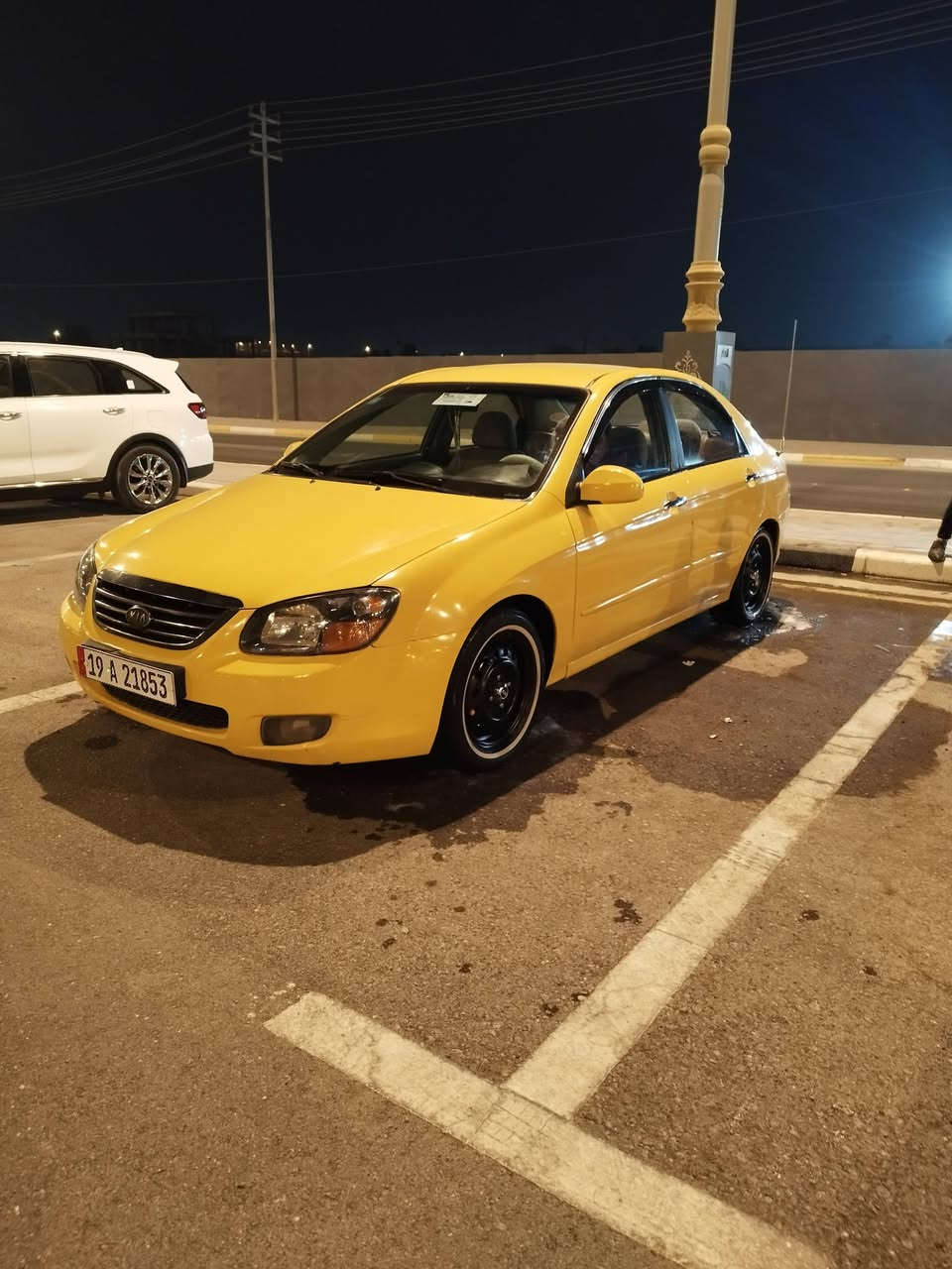 سبكتره للبيع 2009 رقم كربلاء جديد سياره نضيفه مكينه وكير وحداديه جداد سياره مكانه كربلاء سياره بل قصد 40 مقدمه وباقيات 65 وبل شهر ورقتين مكانه كربلاء هاذا رقمي ***********
