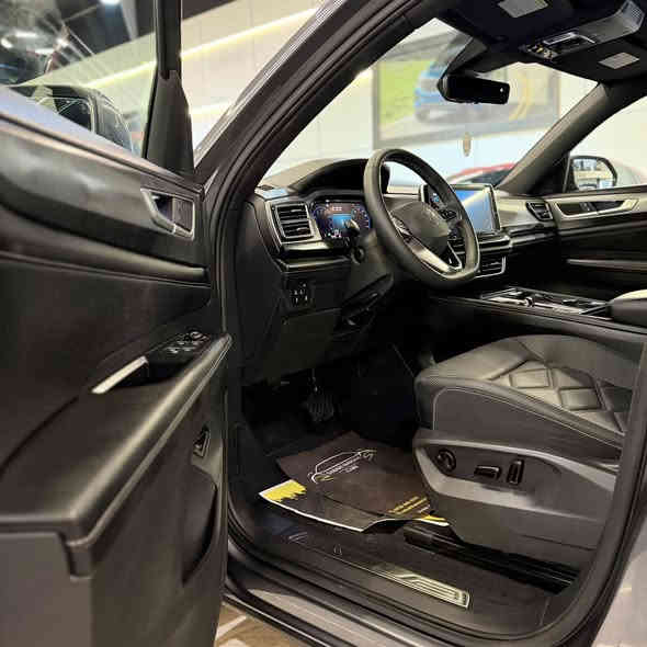 عربي/کوردی
فولكسفاغن
أطلس كروس سبورت, SE, 2024
عدد الأميال : 11,000 ميل
ضرر: قطعة واحدة
سلندر: 4 سلندر
محرک: 2.0T
السعر / 28,800$ 
الكاميرا الخلفية - تدفئة المقاعد - تبريد المقاعد - فتحة السقف - مثبت السرعة - حساس المطر - شاشة - المصابيح الأمامية ليد - مانع الانزلاق - أبل كاربلاي - التشغيل عن بعد - أندرويد أوتو - ABS - رادار - كشافات ضباب - فرامل الوقوف الإلكتروني - التحكم الإلكتروني في الثبات - تحذير من الاصطدام الأمامي - مثبت السرعة التكيفي - خطوات جانبية - نظام التوجيه الكهربائي

العنوان: اربيل  - شارع  ١٠٠مقابل  دائرة  الكمارك
***********
***********
***
ڤۆڵکسواگن
ئەتڵەس کرۆس سپۆرت, SE, 2024
ماوەی ڕۆیشتن : 11,000 ميل
بۆیاغ: 1 پارچە
پستۆن: 4 پستۆن
بزوێنەر: 2.0T
 نرخ / 28,800$ 
کامێرای دواوە - گەرمکەرەوەی کوشن - ساردکەرەوەی کوشن - سلاید - دیاریکرنی خێرایی - هەستەوەری باران - شاشە - لایتی پێشەوەی لید - کۆنتڕۆڵکردنی خزان - ئەپڵ کارپلەی - شەغال - ئەندرۆید ئۆتۆ - ABS - ڕادار - بلاجکتۆر - برێکی وەستانی ئەلیکترۆنی - کۆنتڕۆڵی جێگیری ئەلیکترۆنی - ئاگاداری بەریەککەوتنی پێشەوە - دیاریکرنی خێرایی خۆگونجێن - شوێنپێی تەنیشتەکان - سوکان پاوەری کارەبایی

  ناونیشان: هەولێر  شەقامی ١٠٠م بەرامبەر گومرگ
***********
***********
***
Rear Camera - Seat Heating - Seat Cooling - Sunroof - Cruise Control - Rain Sensor - Screen - LED Headlights - Traction Control - Apple Carplay - Remote Start - Android Auto - ABS - Radar - Fog Lamp - Electronic Parking Brake - Electronic Stability Control - Forward Collision Warning - Adaptive Cruise Control - Side Steps - Electric Power Steering
