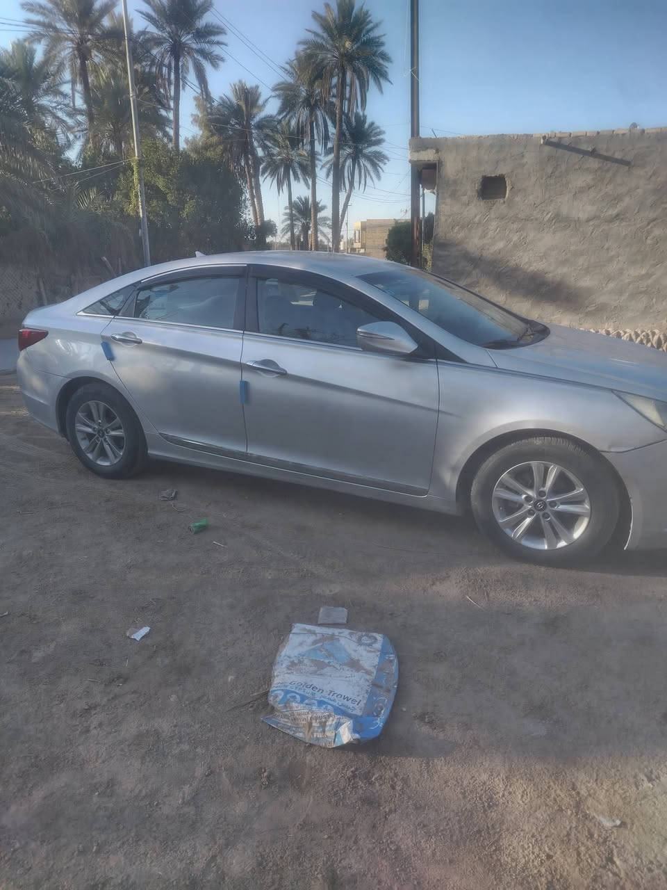 سوناتا للبيع موديل 12 وارد كوري مكينه الفين دوش تبريد تدفىه شغال رقم انكليزي سياره جاهزه حادثه بالسونار المرفق     رقم ***********
