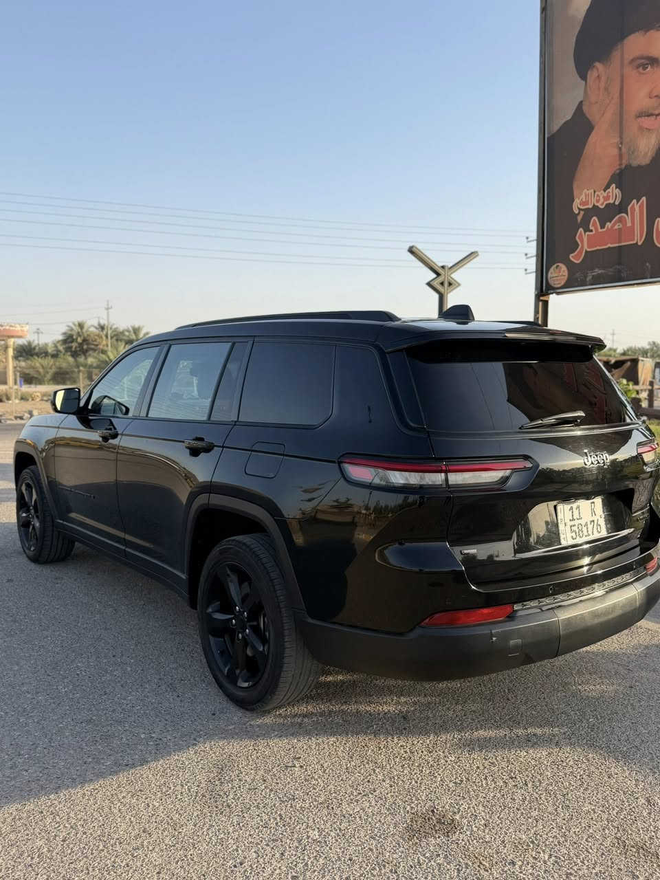 السلام عليكم من رخصة الادمن

جيب كراند شيروكي لمتد  1\1

بدون ايرباك (حادثها اخو الكلين اشويه بل طرف مال البنيد فقط صبغ     رقم شاصي بل منشور)

الموديل : 2023

المحرك : V6.  3.6L . 

7 راكب

رقم بغداد 

المواصفات :

* دفع اوتو ويل. 

* رادار امامي مع مانع تصادم . 

* تحذير الخروج عن المسار .( ضبط الحركة بالمسار)

* تحذير النقطة عمياء ⚠ .

* ويل قياس 18 انج .

* سقف بانوراما . 

* شاشه كبيرة 10.1 انج . 

* نظام الخرائط (GPS) .

* كاميرا داخلية . Family مراقبة اطفال

* كاميرا خلفية . 

* المصابيح الأمامية زنون .

* كشافات الضباب زنون .     

* تشغيل عن بعد .

* صندوق كهربائي .

* مقصورة الركاب من الجلد

* حفظ وضعيات الجلوس (ميموري) . 

* المقاعد الأمامية كهربائية .

* سستم صوت Alpine . 

* انارة داخلية LED . 

* حساسات خلفية ..

* مرايا متحسسه للضوء العالي . 

* مانع تصادم خلفي وامامي.

* بلوتوث تلفون . 

* محدد سرعة . 

* نظام التشغيل والاطفاء الاوتوماتيكي ( Auto Start System ) .

* نظام بريك اوتماتيكي ( Auto Break System )

* وارد امريكي ضربتها موضحة بالصور

* اللون أسود 

* ايرباكات كلها سليمة 

السياره علا وضع شركه 

ومواصفات اخرى السياره موجود في الديوانية عفك

 للاستفسار الاتصال بالرقم

***********
