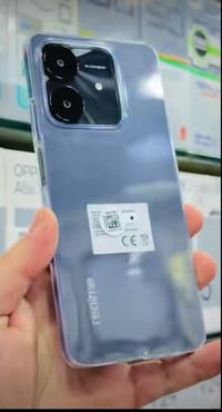 ايفون 11 • مقفل • استخدام اسبوع