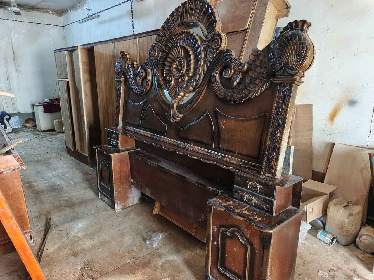 غرفه للبيع مكان السماوه *********** جاهزه
