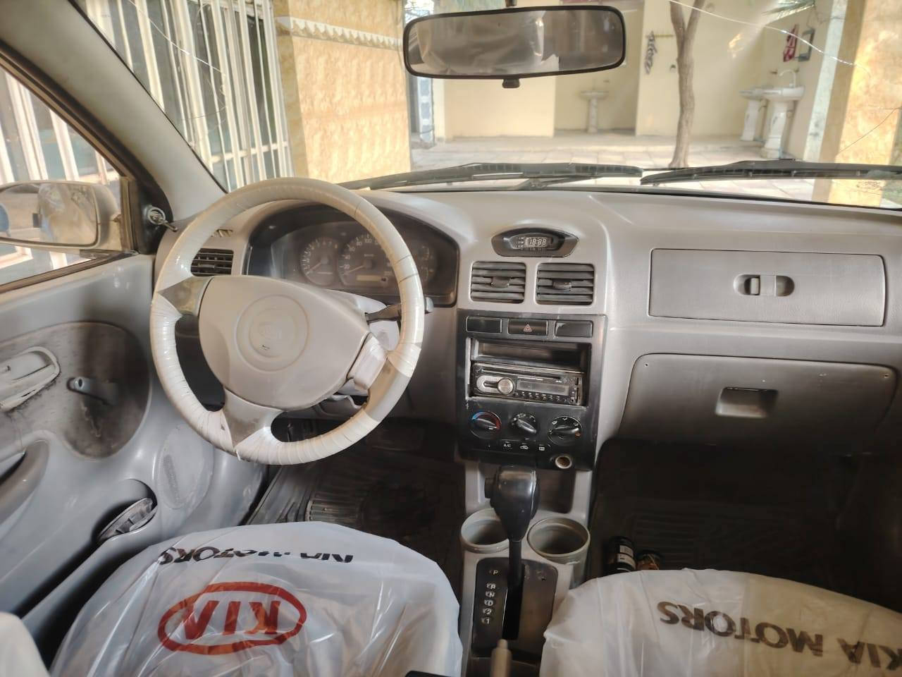 كيا ريو ٢٠٠٥ رقم نكليزي جديد
***********
سياره مال جناي مصبوغه حزام
كير ومحرك كفاله ١٦٠٠
تبريد وتدفئه شغال
تخم تاير
