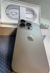 آيفون ١٦ برو ماكس • ٢٥٦ • بطارية ٩٢