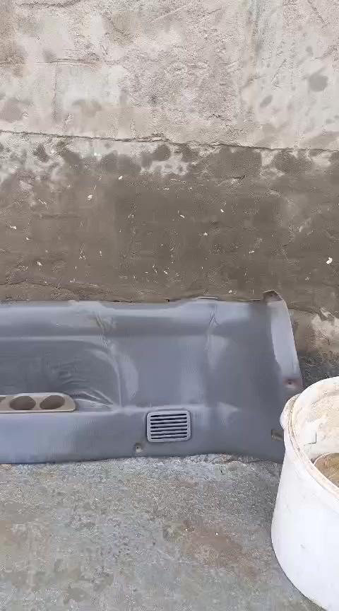 بطاين مال بريجو سياحي قطعتين واحد يسراه وواحد يمنه نضيفات مكان بغداد المشتل 
***********
