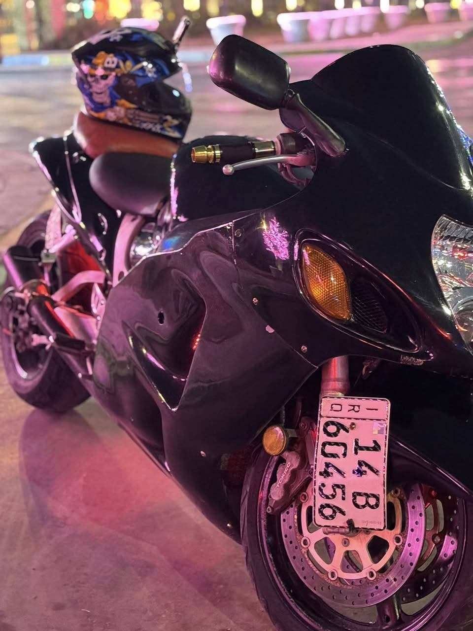 السلام عليكم شبابنة الطيبة
دراجة هايبوزا 2005 للبيع
1-عليها اضافات تطوالة خلفية من وكالة ارشا اصلية
تكدر تفتحها بيدك وتكدر تبقيها يعني قطع مو لحيم
2-خلفيته محدث جيل ثاني وكل الشغل بلادي
3- يدات ذهبية اصلية 
4-المحرك علية ادامة ايم شركة الحسام من دهن وماي راديتر ونوزلات وبلكات وباتري جديد بلاضافة الئ تاير خلفي جديد
5-الدراجة مكفولة كفالة عامة من التاير للتاير كير محرك لا تنقيص ولا تبخير وممفتوحة بلادية
6-الدراجة مرقمة وسنوية باسمي يعني تحويل ثاني يوم ولوحات جدد نكليزي ومكملة من هزة وفحص كلشي
7-السعر المطلوب 55 ورقة وبيها مجال للشراي ولجاد
8-المكان بغداد اليرموك حي الداخلية
9-للاتصال والاستفسار ***********
10-اعتذر ع الاطالة بس وضحت كلشي وبيها بعد اضافات هواي تجي وتشوفهن
