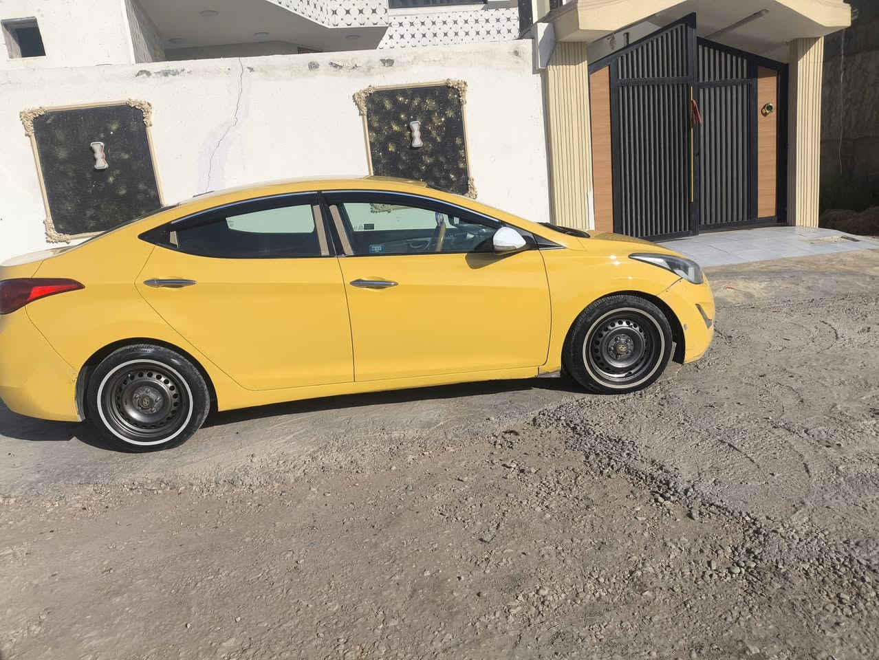 للبيع النترا موديل 2015رقم بغداد الدولي مكينه 2000تخم تاير وحداديه كله جاهزه تبريد ثلج مصفره هيئة سنويه لل27مكانها حله قرب العلويه شريفه بنت الحسن السعر 88اتصل اتصل ***********
