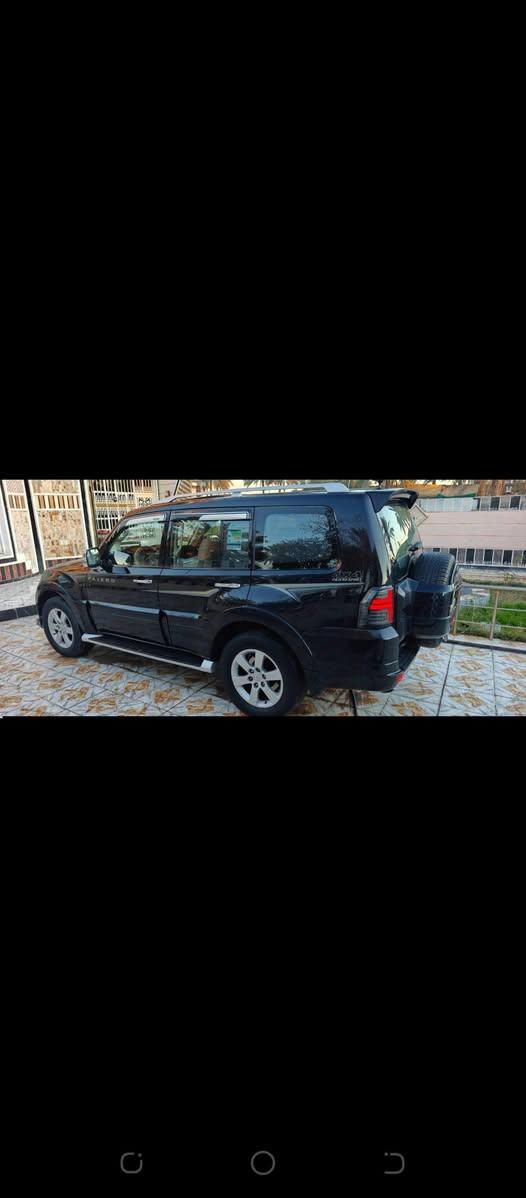 السلام عليكم 
باجيرو حبتور سبورت 2008 
فول مواصفات كفاله من الضربه والمعجون والصبغ بمعنا الكلمه السياره احلى من الصور سعر 130 .❤️
***********
