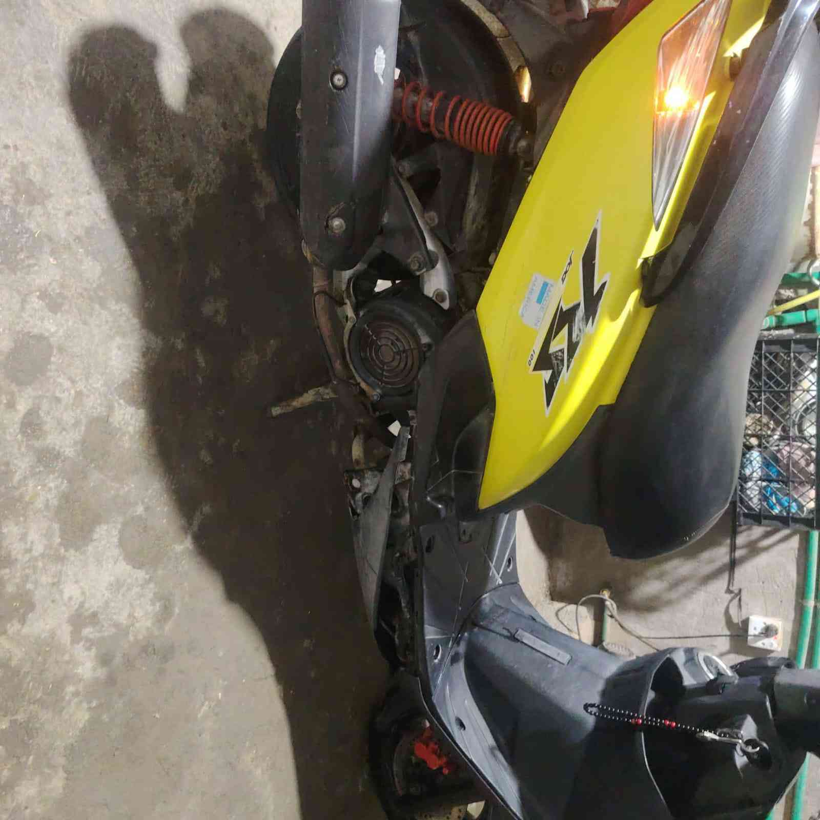 سلام ماكس ثعلب للبيع كلشي شغال بيع شوفت عينك عارضه 550 وبيه مجال حك الجيه المكان بغداد. السيديه الرقم *********** واتساب
