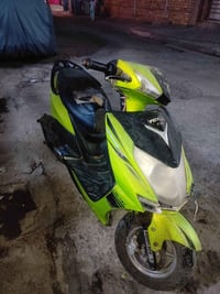 دراجه ماكس للبيع شغاله وتجي تشوفه بعينك السرعه 120 للتواصل اتصال على ا...