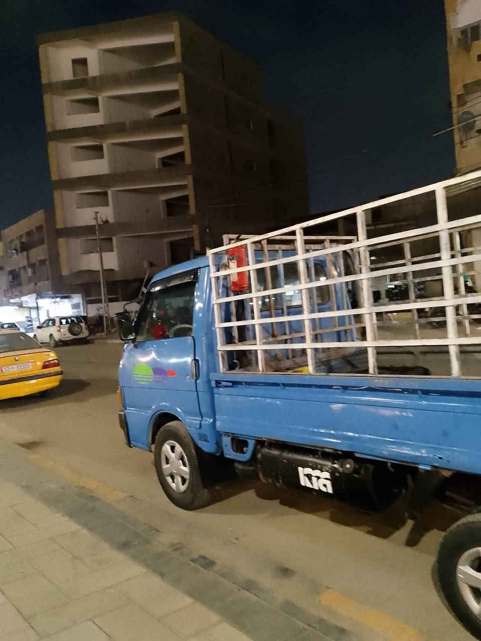 كيا 93 رقم انكليزي 20 ديالي بسمي تحويل ثاني يوم شاصي مكفول 7 جنكال بغداد الحسينية ها ***********
