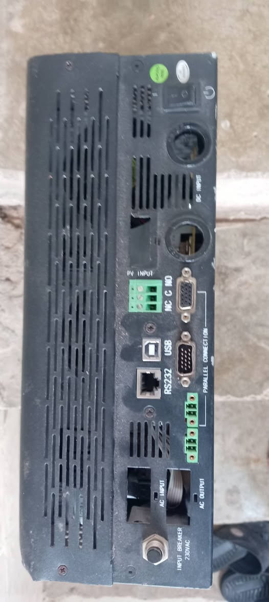 السلام عليكم يوجد امفيرتر مال طاقه السعر 150
لايوجد اي عطل بيه تاخذو تسويله فحص ومكدر انطيك. ضمان لان مستخدم 

بيه مجال قليل وحيهم  للتواصل الاتصال على الرقم ***********
