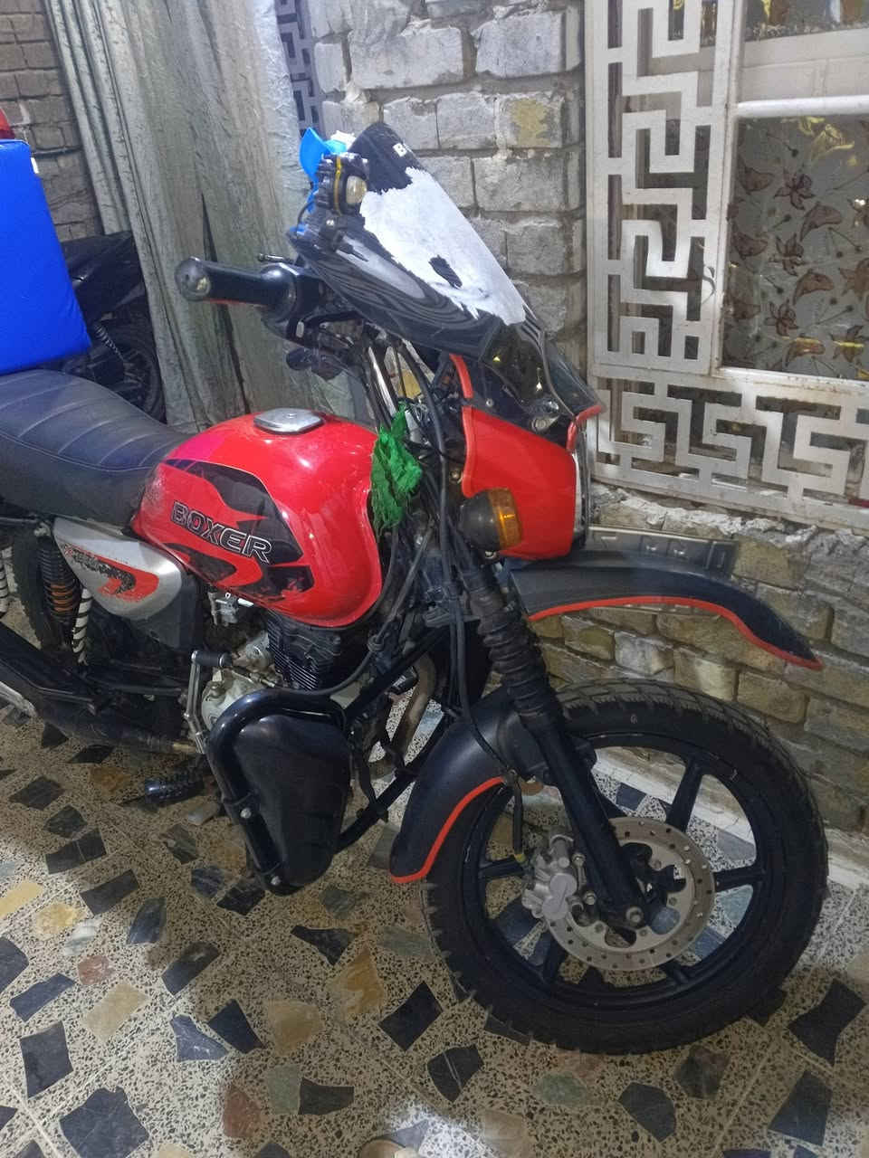 ياالله يامحمد ياعلي 🦅
بوكسر جبلي 
رقم انكليزي 
سنويه باسمي تحويل ثاني يوم 
بوكسر موديل 
(19)بين قوسين مهتم بيهه اكثر من روحي 
البارحه جفتته عند شركه وبعده على السحك الله وكيلكم ومحمد كفيلكم 
اكو حرك بل تانكي الدراجه جانت بل حجز سنه ونص والتانكي احترك والباقي كله شغالل دبل زنون 
التاير الخلفي جديد شديته ب45اصلي بي ضمان شهرين 
الدراجه مكفوله كفاله عامه 
العداد واكف فقط مال سرعه والبانزين 
جبلي 
السعر 1750وبيه مجال الناس الخيره والعباس اخو زينب لا بياع ولا شراي اني هاي دراجتي واريد ابيعهه 
رقمي موجود واتساب وموجود رصيد ***********
الصندوق غير مشمول بل بيع 😁
والله يرزق الجميع
