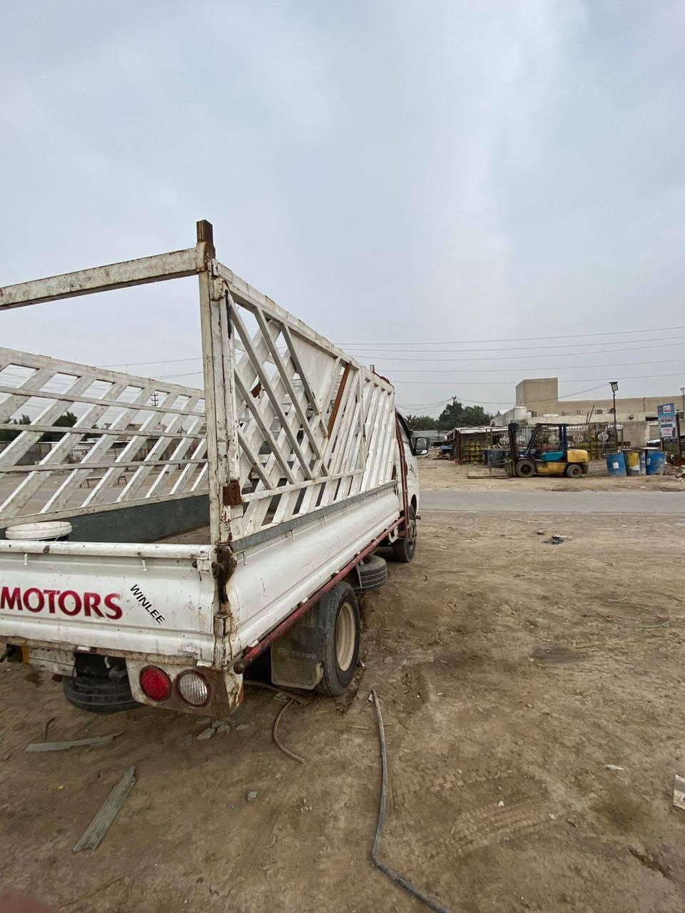 سلام عليكم  للبيع كيا فحل موديل 2009 مكفوله كير محرك اكسل شاصي رقم بغداد العنوان الدوره مقابل علوه الرشيد هاتف ***********
