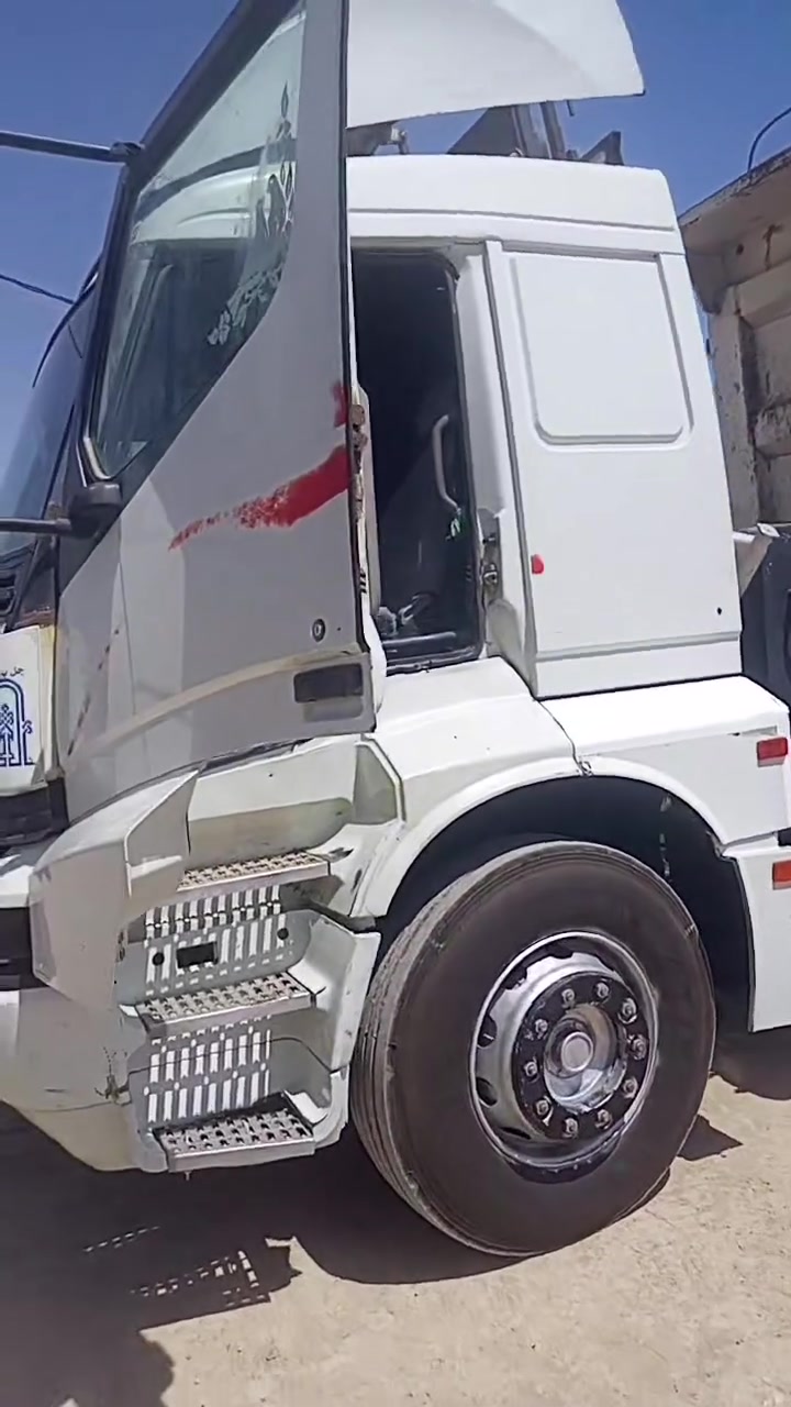 للبيع راس وعربانه بسعر مناسب
للتفاصيل اتصال ت***********
