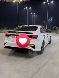 سيراتو للبيع موديل 21 محرك 2000 نص فول 07719865878 السعر 145 وبيه مجال