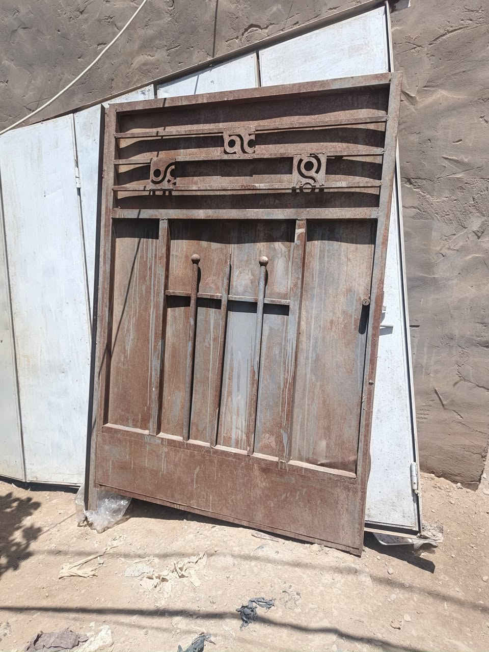 شبابيك بوب أنضاف للبيع سكله أبو حسن السويعدي
***********
