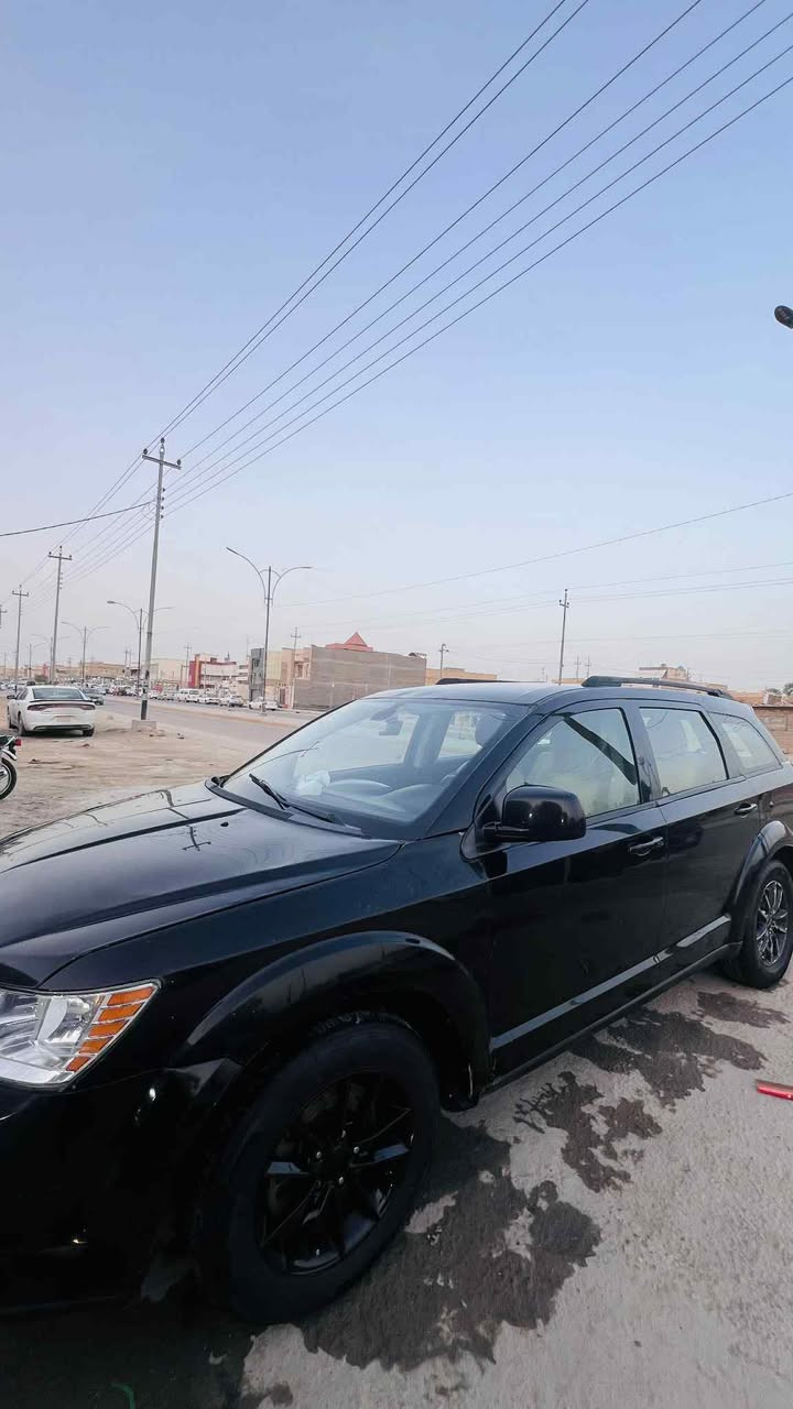 جورني 2016 كروس رود 6 سلندر
السعر 125


**إذا كنت صاحب هذا الإعلان وتريد حذفه لأي سبب، رجاءا أرسل رسالة إلى الدعم الفني**