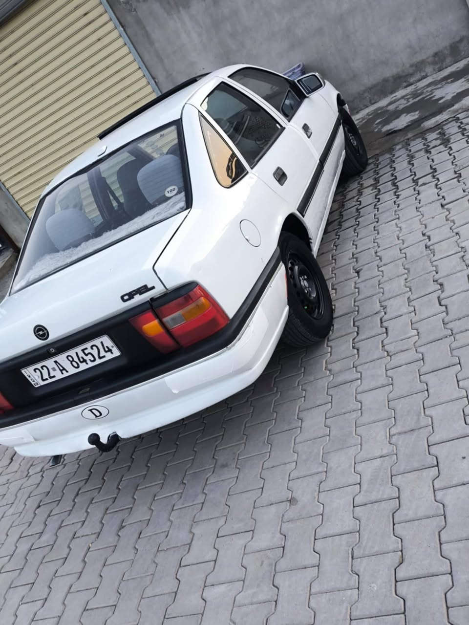 سلام عليكم ورحمة الله وبركاته
اوبل فكترا للبيع حجم ١٨ دوش سلايت موديل ٨٢ 
هزة وسنويه لحد ٢٠٣١ 
بطاقه بانزين بيه اسبوع ويجي
تخم تايرات جديد صدر جديد
بيه فقط دوسات معمره وهلال
سعره ٤٨ وبيه مجال مكاني عمل شعبي 
***********
