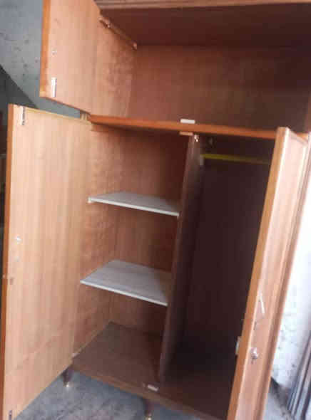 كنتور ملحق بابين صاج تزكام مستعمل الهيكل بلوك بورد والظهرجرجوبه ارتفاع مترين و30 سم عرض متر 23سم عمق 60 سم السعر 225 وبي مجال العنوان بغداد حي الإعلام الشباب نهاية شارع سوق اميمه  صيدلية نور الشباب قرب النادي التجاري  موبايل عراقنا وتساب بي 
*********** 
***********

يوجد توصيل غير مجاني داخل بغداد فقط
